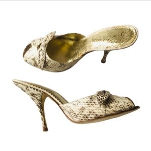 SAM EDELMAN Yumi cream/brown snake print with small bow high heel Size 8